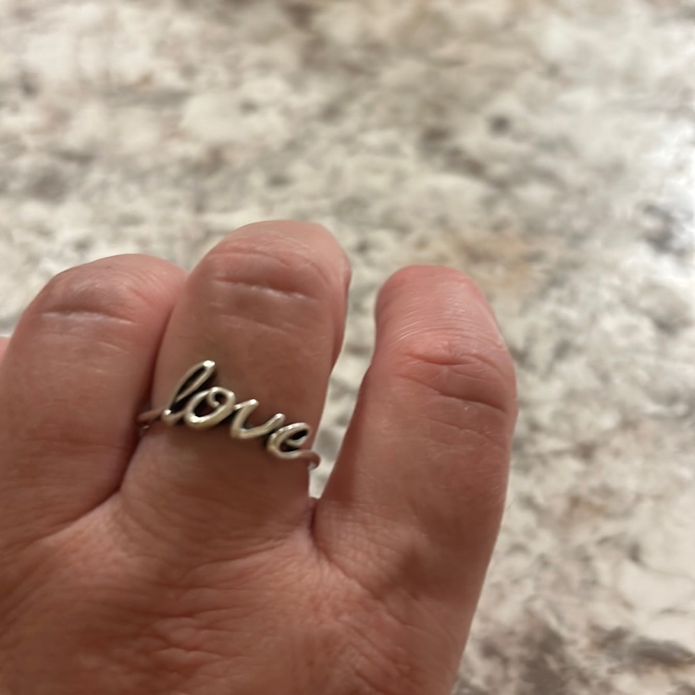 James Avery Sz 9 Love Script Ring